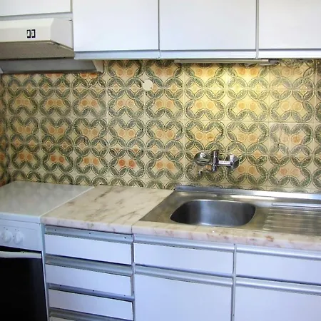 With 2 Bedrooms In Porches With Furnished Balcony And Wifi لاغوا